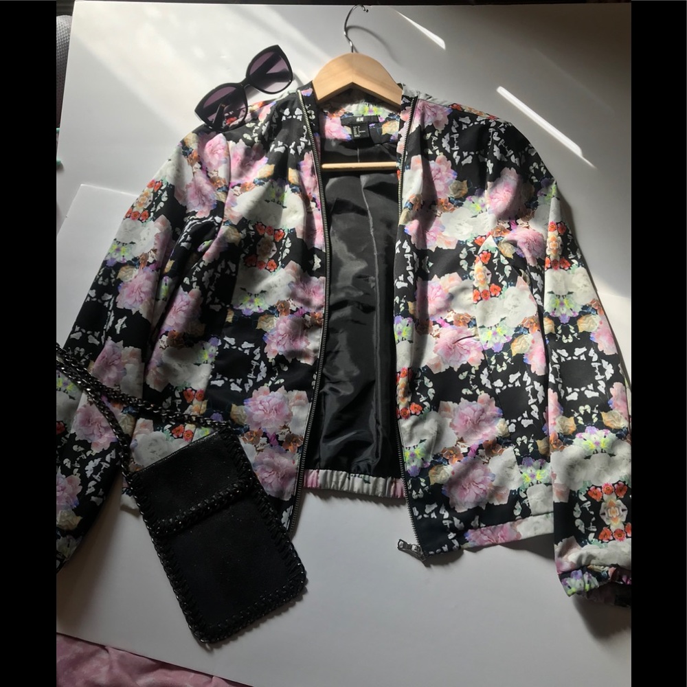 H&M Kaleidoscope Floral Bomber Jacket Size 4 - Picture 8 of 8